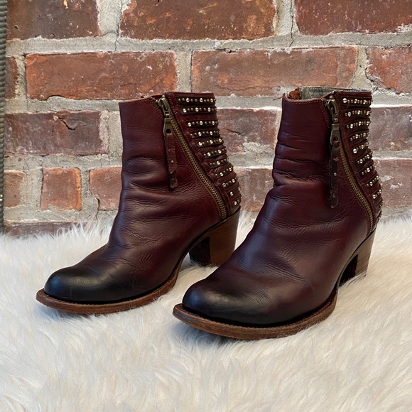 Denver Brown Studded Lady Gabriel Ankle Boots, Size 7.5 - Picture 4 of 17